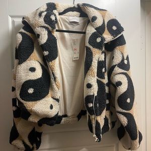 Urban outfitters yin Yang Sherpa jacket